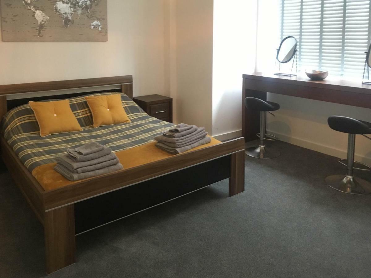 Luxury 1 Bed Apartment In City Centre With Parking 切斯特 外观 照片