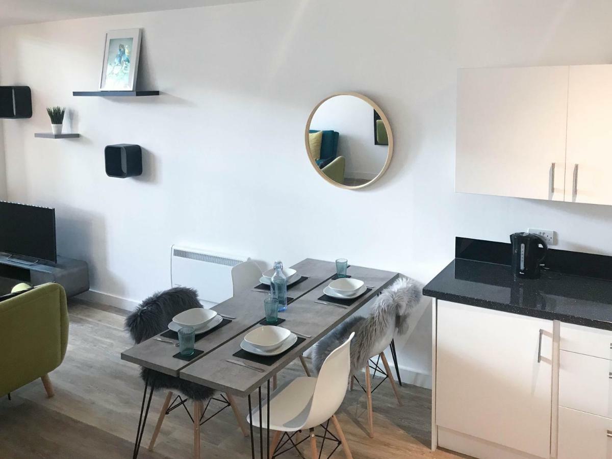 Luxury 1 Bed Apartment In City Centre With Parking 切斯特 外观 照片