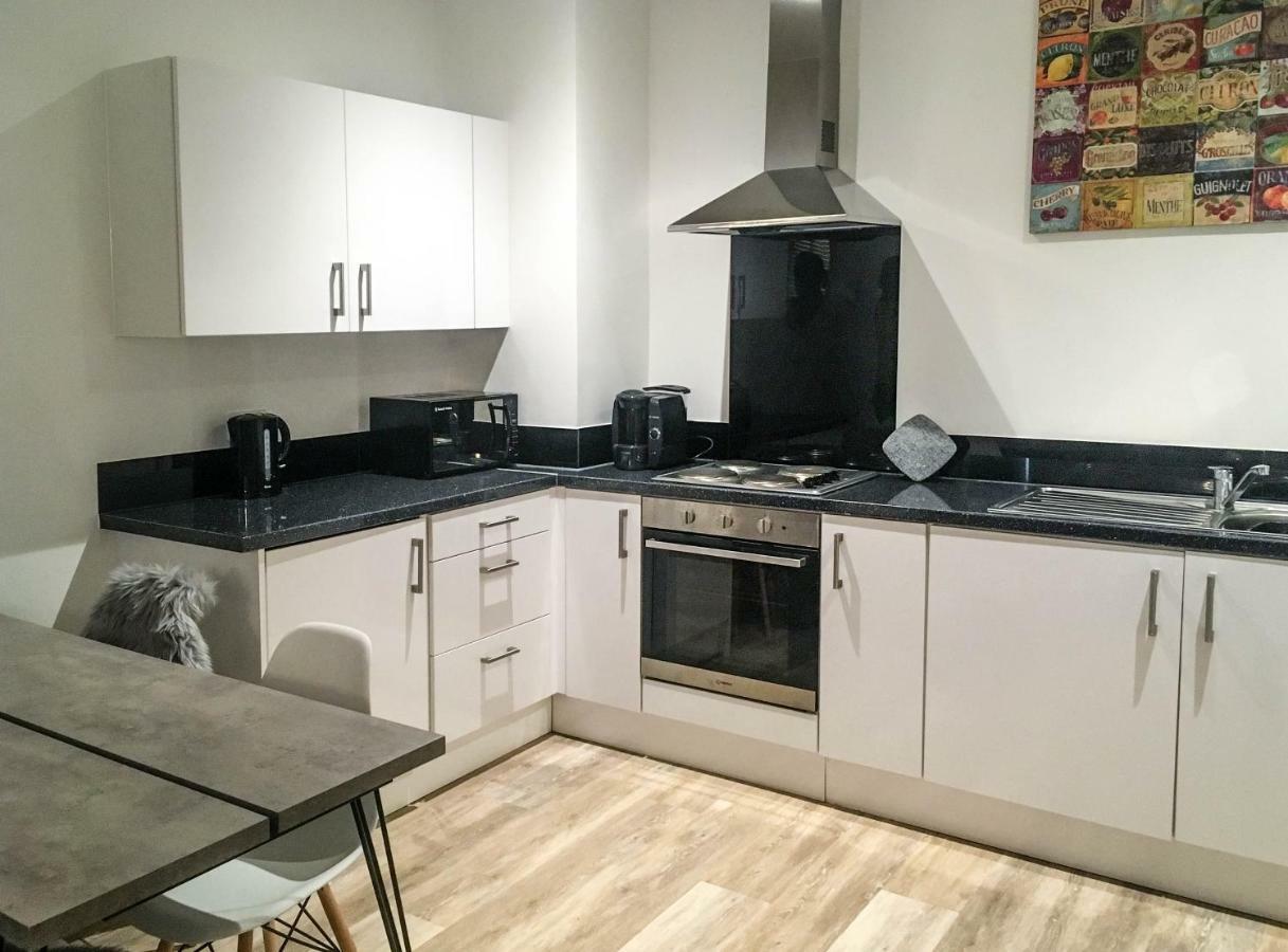 Luxury 1 Bed Apartment In City Centre With Parking 切斯特 外观 照片
